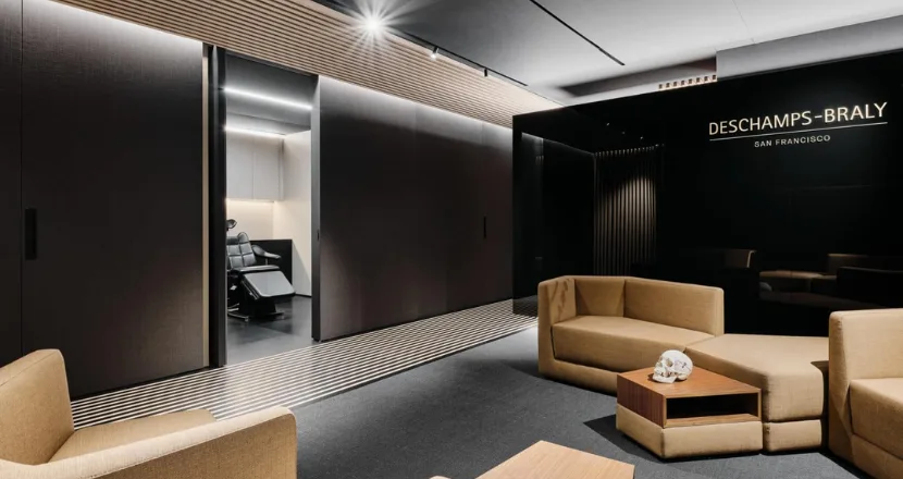 Deschamps-Braly Clinic consultation area, facelift and neck lift in San Francisco